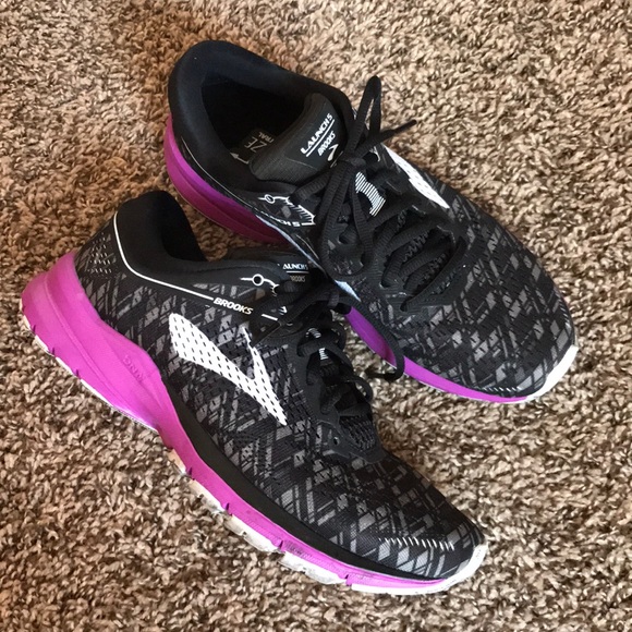 BROOKS Launch 5 SOLD - Picture 1 of 5